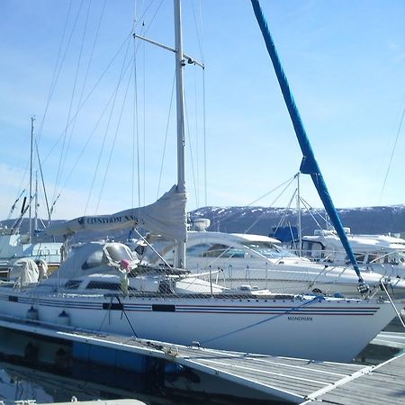 מלון Krokelvdalen Norwavey, Sleep In A Boat מראה חיצוני תמונה