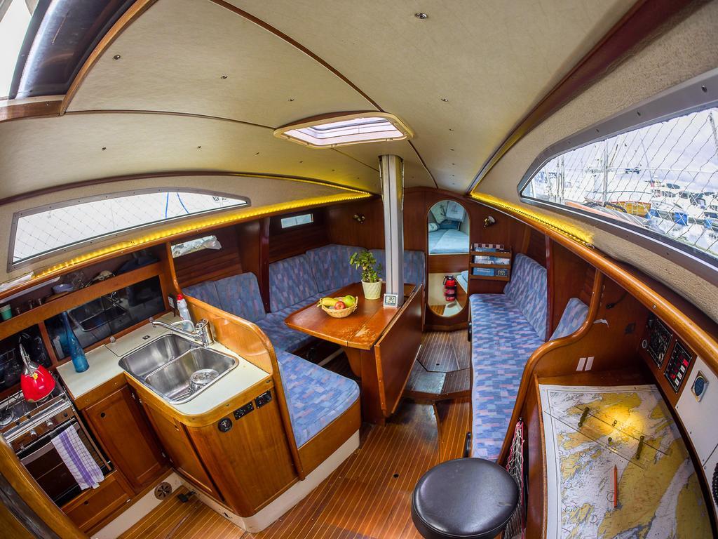 מלון Krokelvdalen Norwavey, Sleep In A Boat מראה חיצוני תמונה
