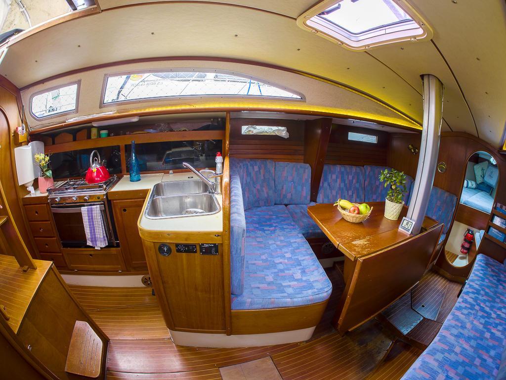 מלון Krokelvdalen Norwavey, Sleep In A Boat מראה חיצוני תמונה